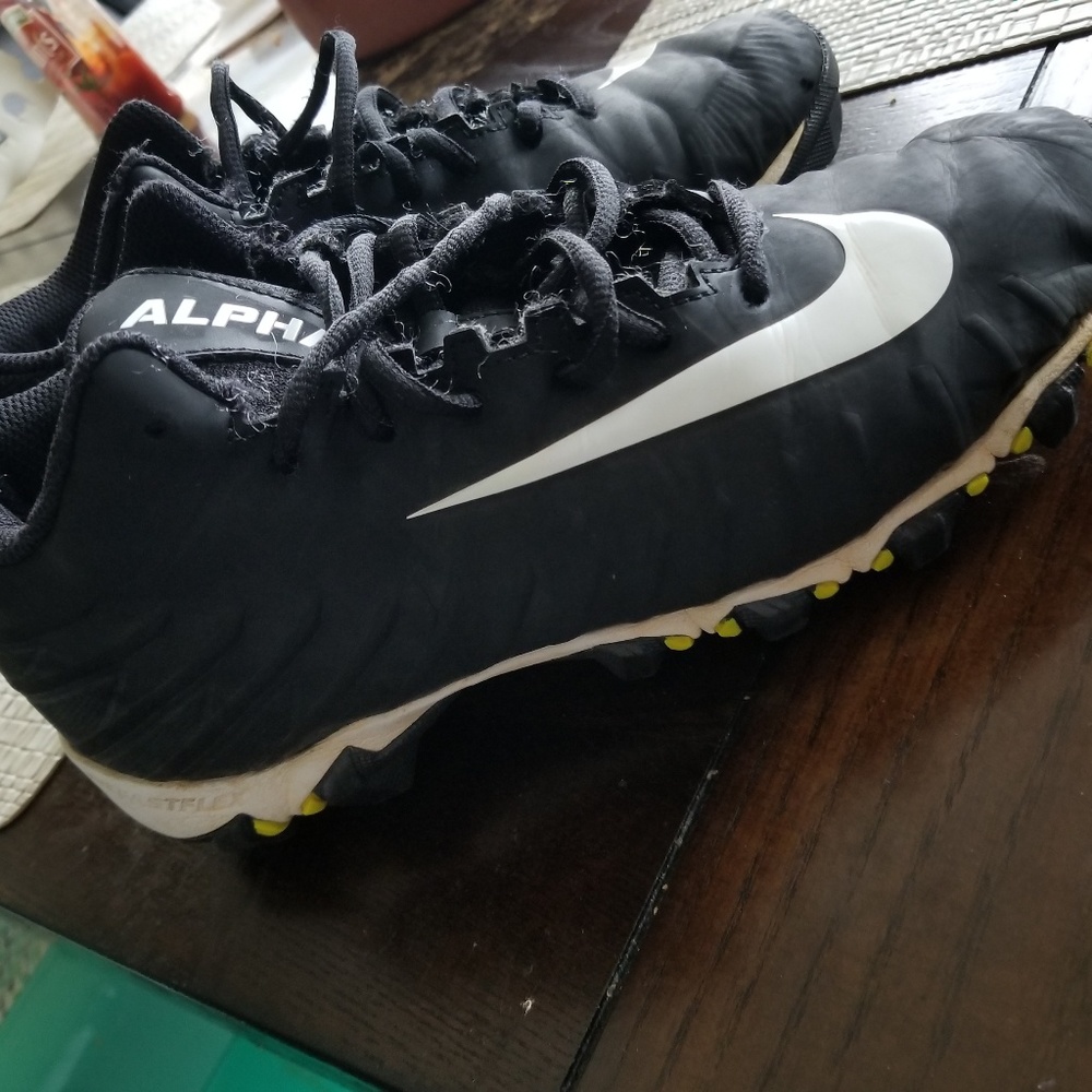 Nike cleats   athletic